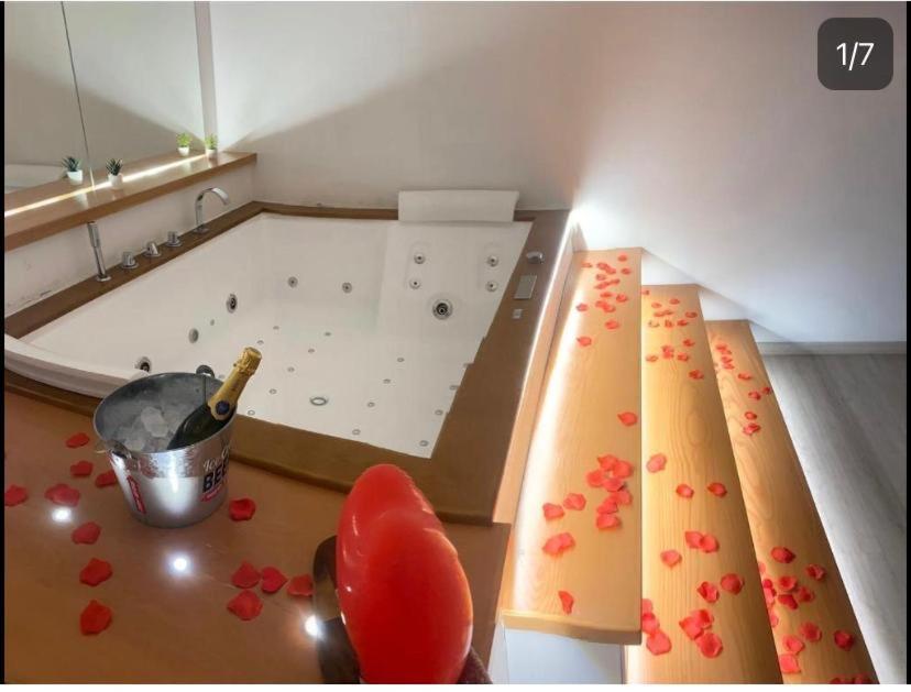 Orchidea House Hotel คาตาเนีย ภายนอก รูปภาพ